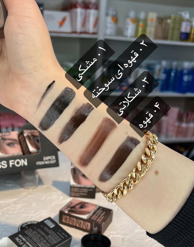 خط چشم و ابرو کاسه ای ژله ای